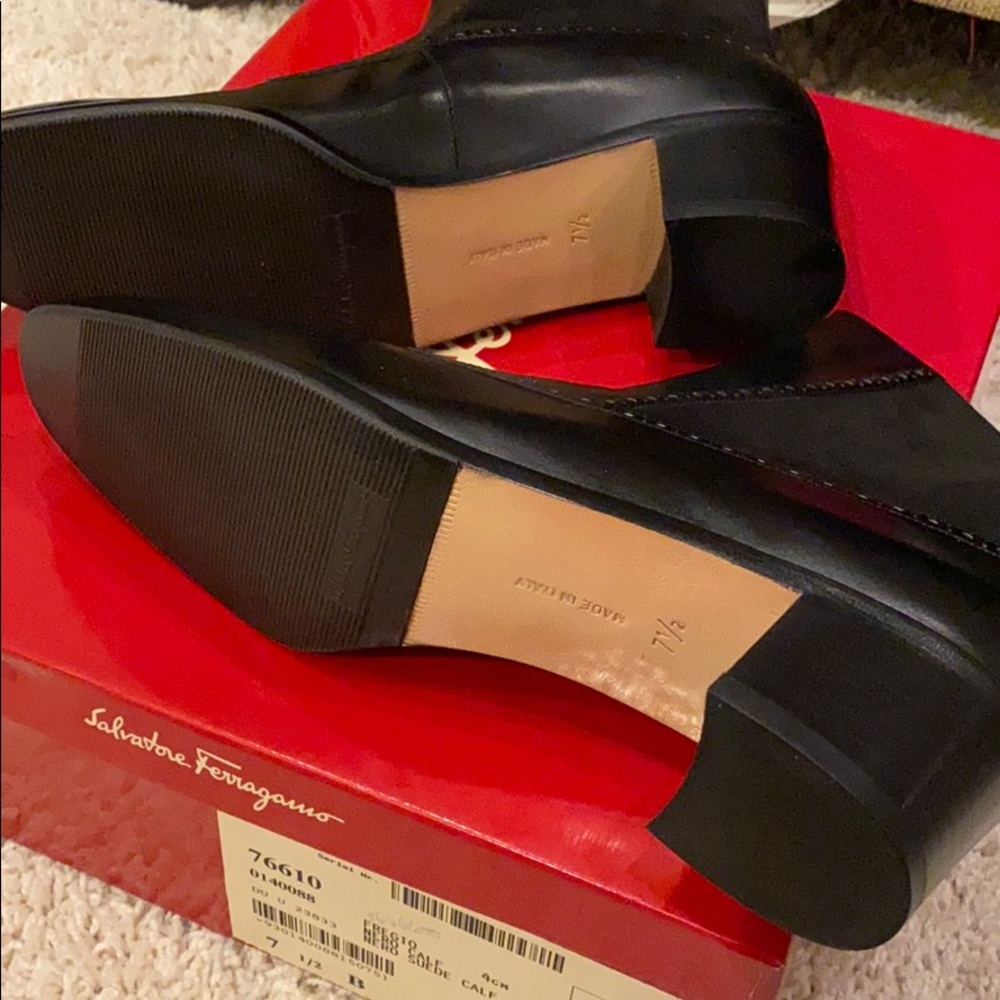 Black suede & leather SALVATORE FERRAGAMO booties - Picture 9 of 11